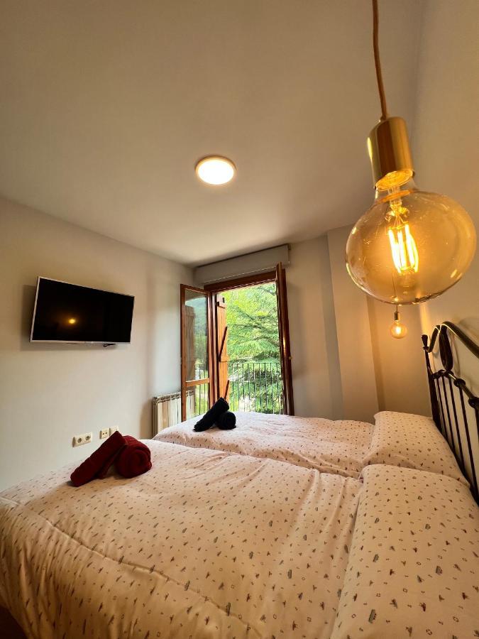 Ferienwohnung El Mirador De Cerler Benasque Exterior foto