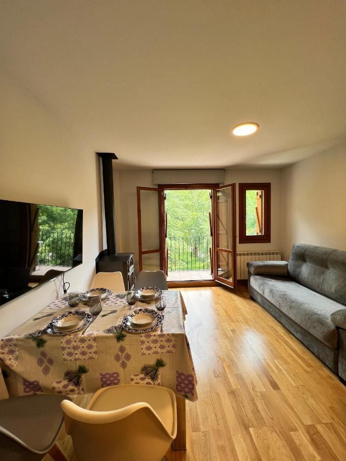 Ferienwohnung El Mirador De Cerler Benasque Exterior foto